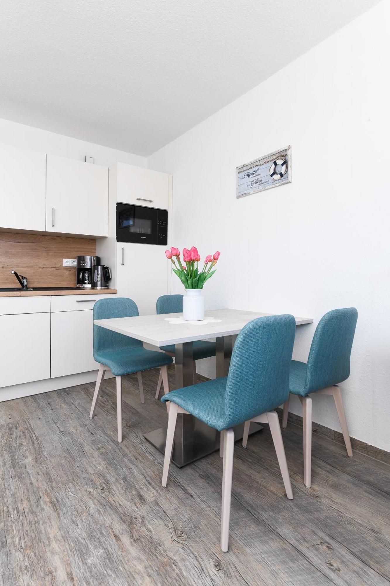 Haus Strandkorb Mit Fruehstuecksoption เบนซาซิเออ ภายนอก รูปภาพ