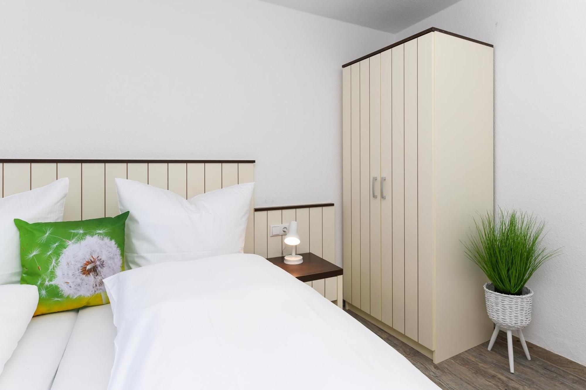 Haus Strandkorb Mit Fruehstuecksoption เบนซาซิเออ ภายนอก รูปภาพ