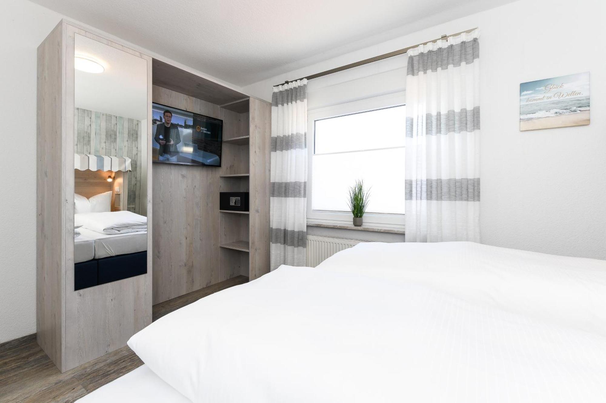 Haus Strandkorb Mit Fruehstuecksoption เบนซาซิเออ ภายนอก รูปภาพ