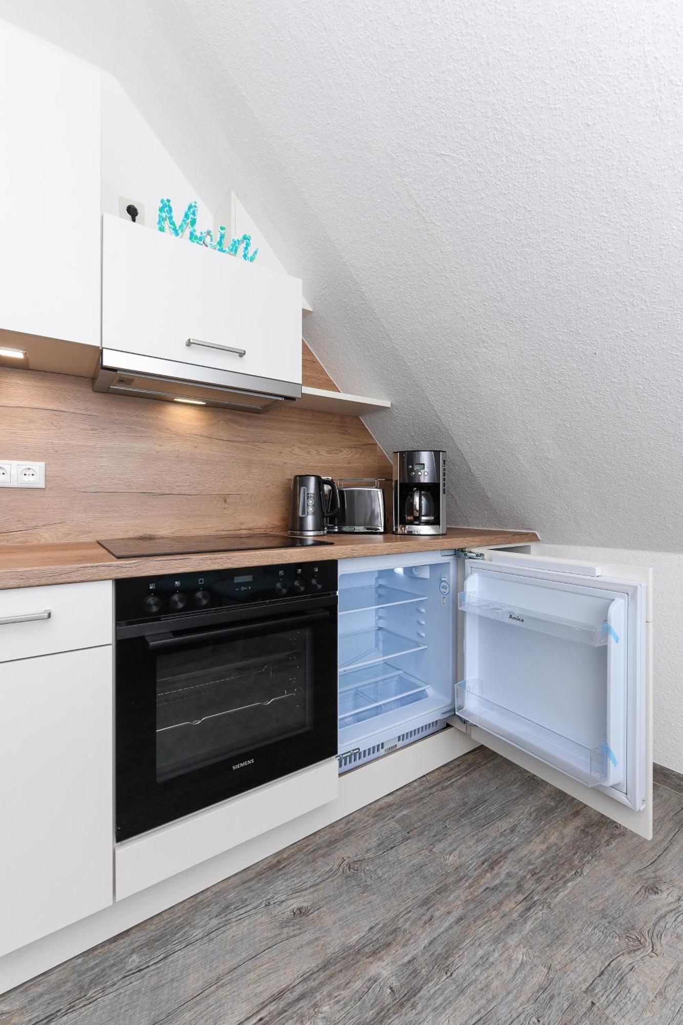 Haus Strandkorb Mit Fruehstuecksoption เบนซาซิเออ ภายนอก รูปภาพ