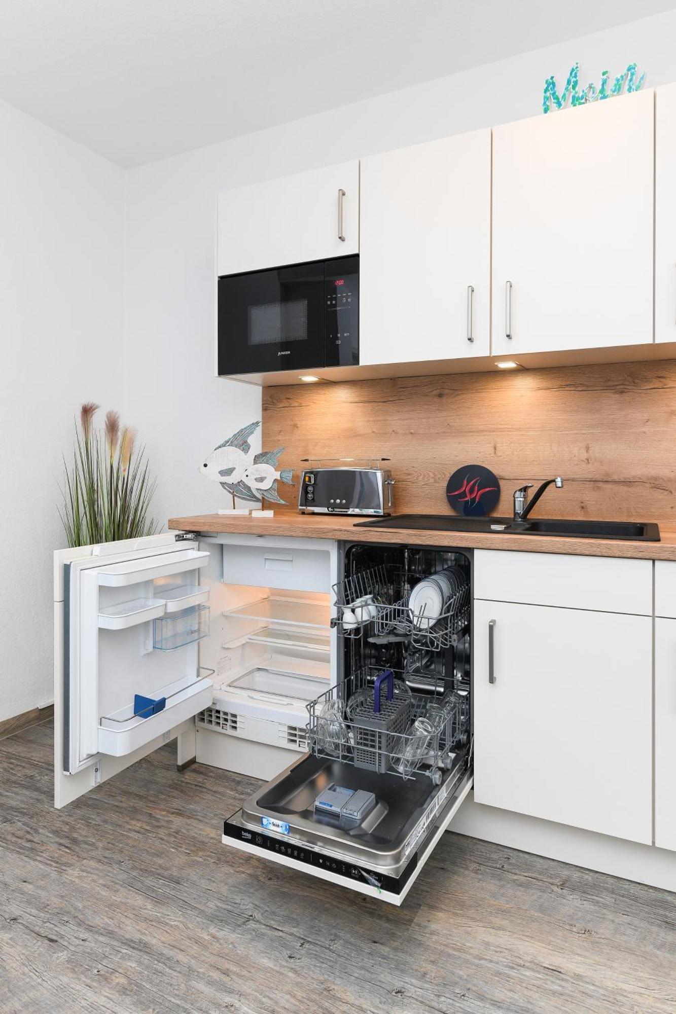 Haus Strandkorb Mit Fruehstuecksoption เบนซาซิเออ ภายนอก รูปภาพ
